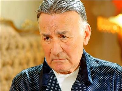 ذكرى وفاة عزت أبو عوف.. جنتلمان الفن الذي ترك الطب من أجل الإبداع وخلّد اسمه في السينما والدراما