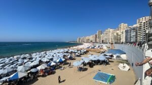 محافظ الإسكندرية: شواطئ الإسكندرية تسجل إشغالًا كاملًا بالقطاع الشرقي و90% بالقطاع الغربي 3 محافظ الإسكندرية: شواطئ الإسكندرية تسجل إشغالًا كاملًا بالقطاع الشرقي و90% بالقطاع الغربي