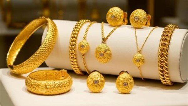تراجع أسعار الذهب في مصر 50 جنيهًا.. هل تستمر موجة الهبوط أم تعود الأسعار للارتفاع؟ 3 سعر الذهب اليوم الثلاثاء 7 يوليو 2026 في مصر.. استقرار عيار 21 وترقب لتحركات الأسواق العالمية