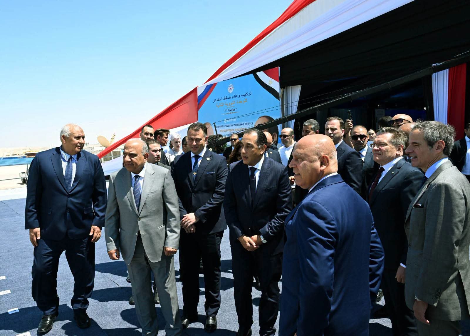 تركيب وعاء ضغط المفاعل للوحدة النووية الثانية بمحطة الضبعة النووية.. رئيس الوزراء يشهد خطوة جديدة في تنفيذ المشروع القومي