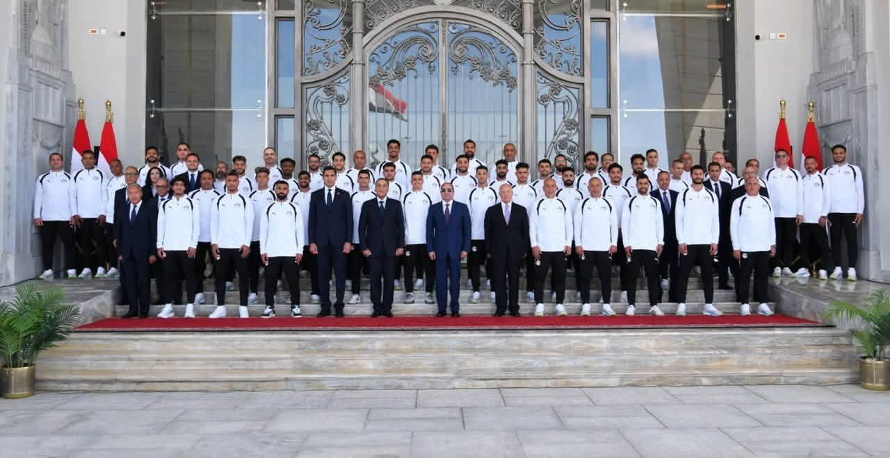 هاني أبو ريدة للرئيس السيسي: وصلنا كأس العالم 4 مرات.. ومرتان في عهد فخامتكم إنجاز كبير جدًا 1 هاني أبو ريدة للرئيس السيسي: وصلنا كأس العالم 4 مرات.. ومرتان في عهد فخامتكم إنجاز كبير جدًا