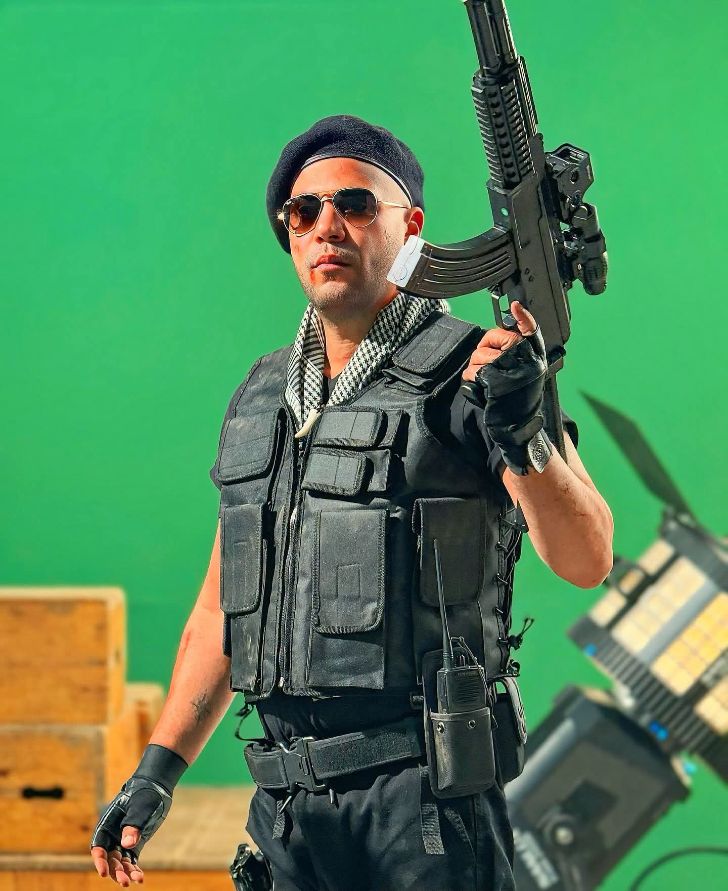 محمد إمام يحتفل بالنجاح الكبير لفيلم «صقر وكناريا»: إيرادات غير مسبوقة في موسم الصيف 5 محمد إمام