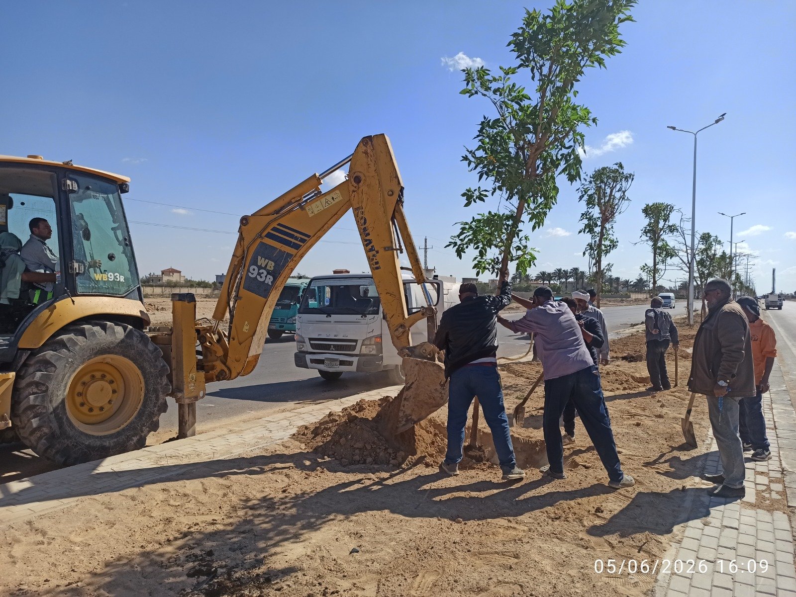 المبادرة الرئاسية لزراعة 100 مليون شجرة تتوسع في الإسكندرية.. تشجير الطرق والمدارس والمحاور الرئيسية ضمن المرحلة الرابعة 3 المبادرة الرئاسية لزراعة 100 مليون شجرة تتوسع في الإسكندرية.. تشجير الطرق والمدارس والمحاور الرئيسية ضمن المرحلة الرابعة
