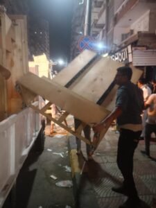 حملات إزالة الإشغالات بالإسكندرية تتواصل تنفيذاً لتوجيهات المحافظ.. إزالة مئات التعديات والتحفظ على آلاف المخالفات لاستعادة الانضباط