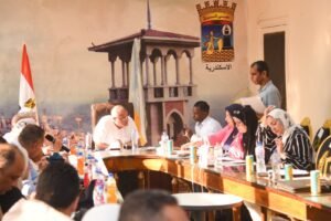 محافظ الإسكندرية يعقد اللقاء الجماهيري لخدمة المواطنين ويوجه بسرعة حل الشكاوى وتعزيز فرص العمل 2 محافظ الإسكندرية يعقد اللقاء الجماهيري لخدمة المواطنين ويوجه بسرعة حل الشكاوى وتعزيز فرص العمل