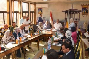 محافظ الإسكندرية يعقد اللقاء الجماهيري لخدمة المواطنين ويوجه بسرعة حل الشكاوى وتعزيز فرص العمل 9 محافظ الإسكندرية يعقد اللقاء الجماهيري لخدمة المواطنين ويوجه بسرعة حل الشكاوى وتعزيز فرص العمل