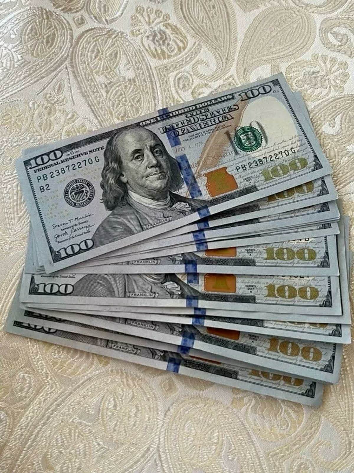 سعر الدولار في البنوك المصرية يرتفع حتى 28 قرشًا خلال تعاملات الإثنين.. تعرف على أحدث أسعار الصرف 1 سعر الدولار في البنوك المصرية يرتفع حتى 28 قرشًا خلال تعاملات الإثنين.. تعرف على أحدث أسعار الصرف