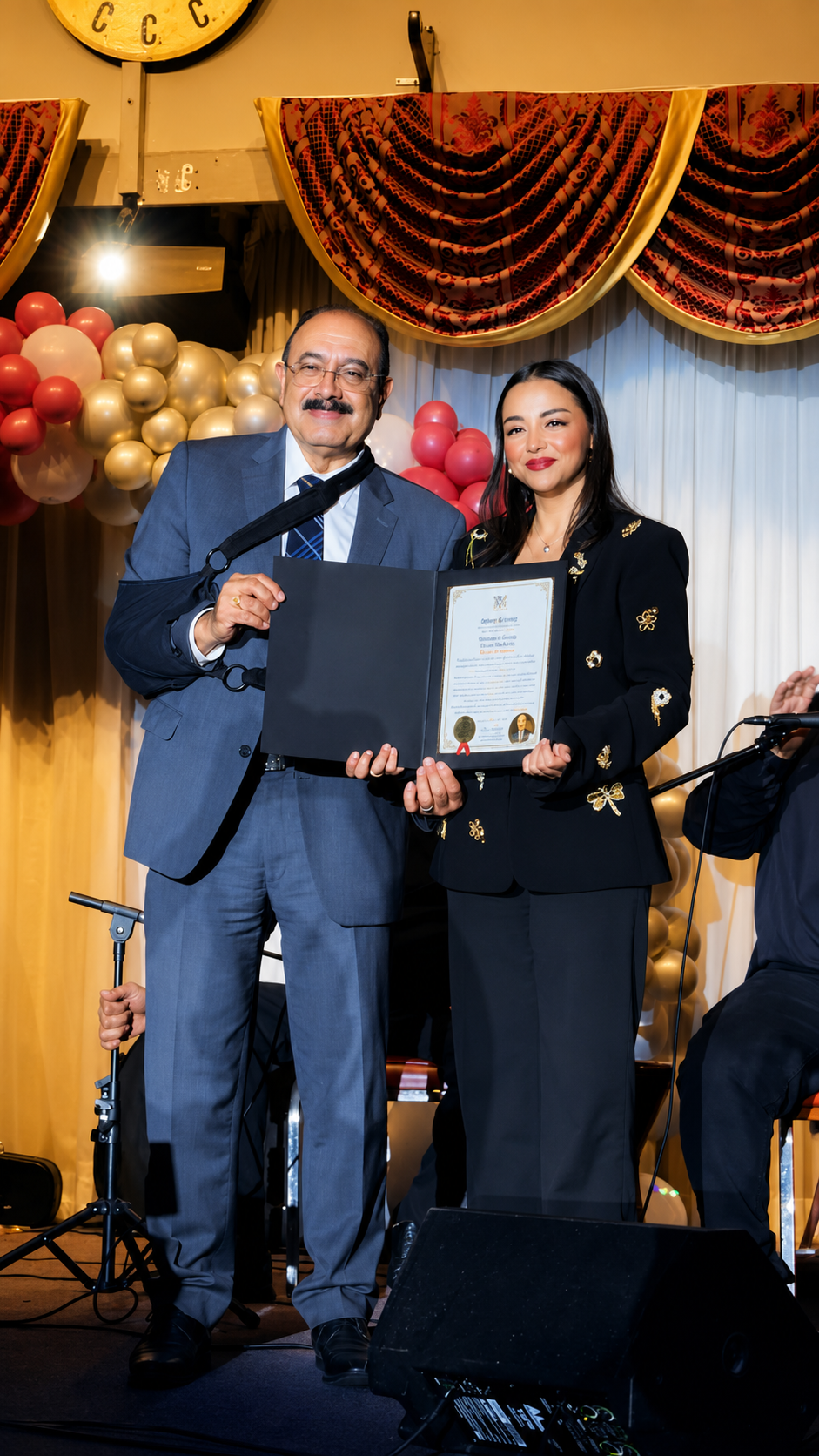 تكريم إلهام شاهين في كندا.. إشادة بدورها الفني والثقافي خلال احتفالية الهيئة الكندية للتراث المصري