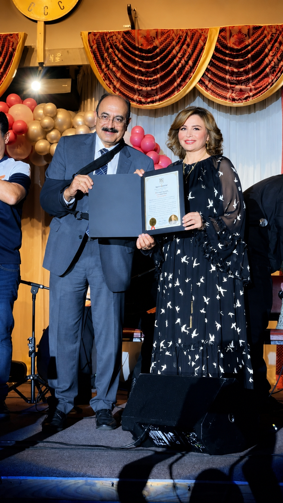 تكريم إلهام شاهين في كندا.. إشادة بدورها الفني والثقافي خلال احتفالية الهيئة الكندية للتراث المصري