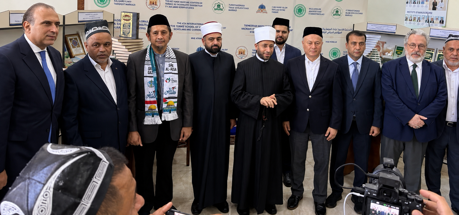 وزير الأوقاف يشارك في المؤتمر الدولي الرابع لمدرسة ترمذ بأوزبكستان ويؤكد أهمية إحياء التراث العلمي الإسلامي 6 وزير الأوقاف يشارك في المؤتمر الدولي الرابع لمدرسة ترمذ بأوزبكستان ويؤكد أهمية إحياء التراث العلمي الإسلامي