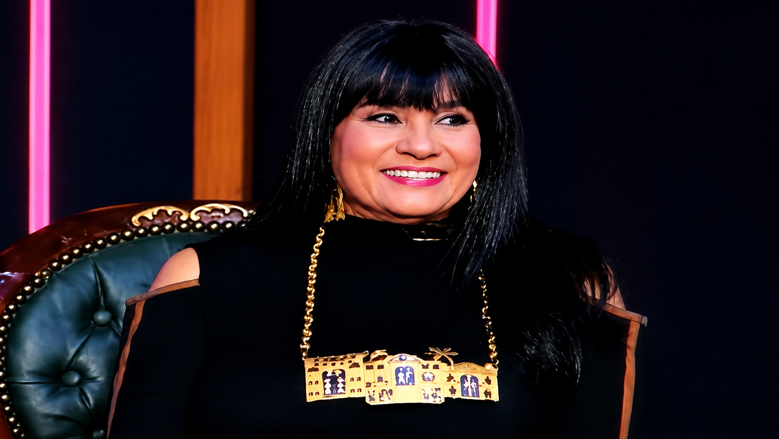 سحر رامي تكشف سر بيع ممتلكاتها بالكامل: لا أريد أن أعيش أسيرة المال والمقتنيات 4 سحر رامي تكشف سر بيع ممتلكاتها بالكامل: لا أريد أن أعيش أسيرة المال والمقتنيات