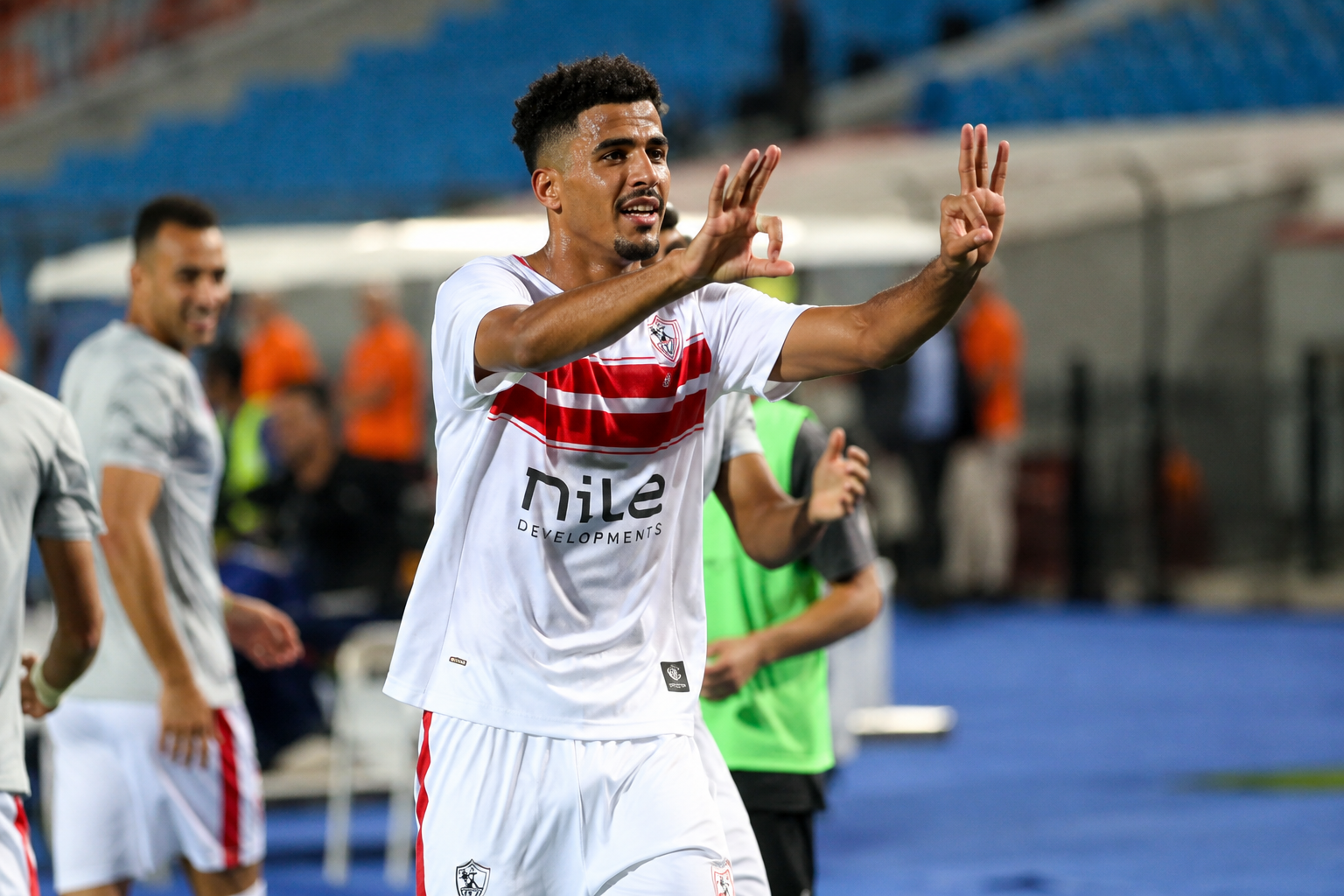 حسام عبد المجيد يقترب من الاحتراف في الدوري البلغاري.. الزمالك يحسم الاتفاق مع لودوجوريتس 6 حسام عبد المجيد يقترب من الاحتراف في الدوري البلغاري.. الزمالك يحسم الاتفاق مع لودوجوريتس