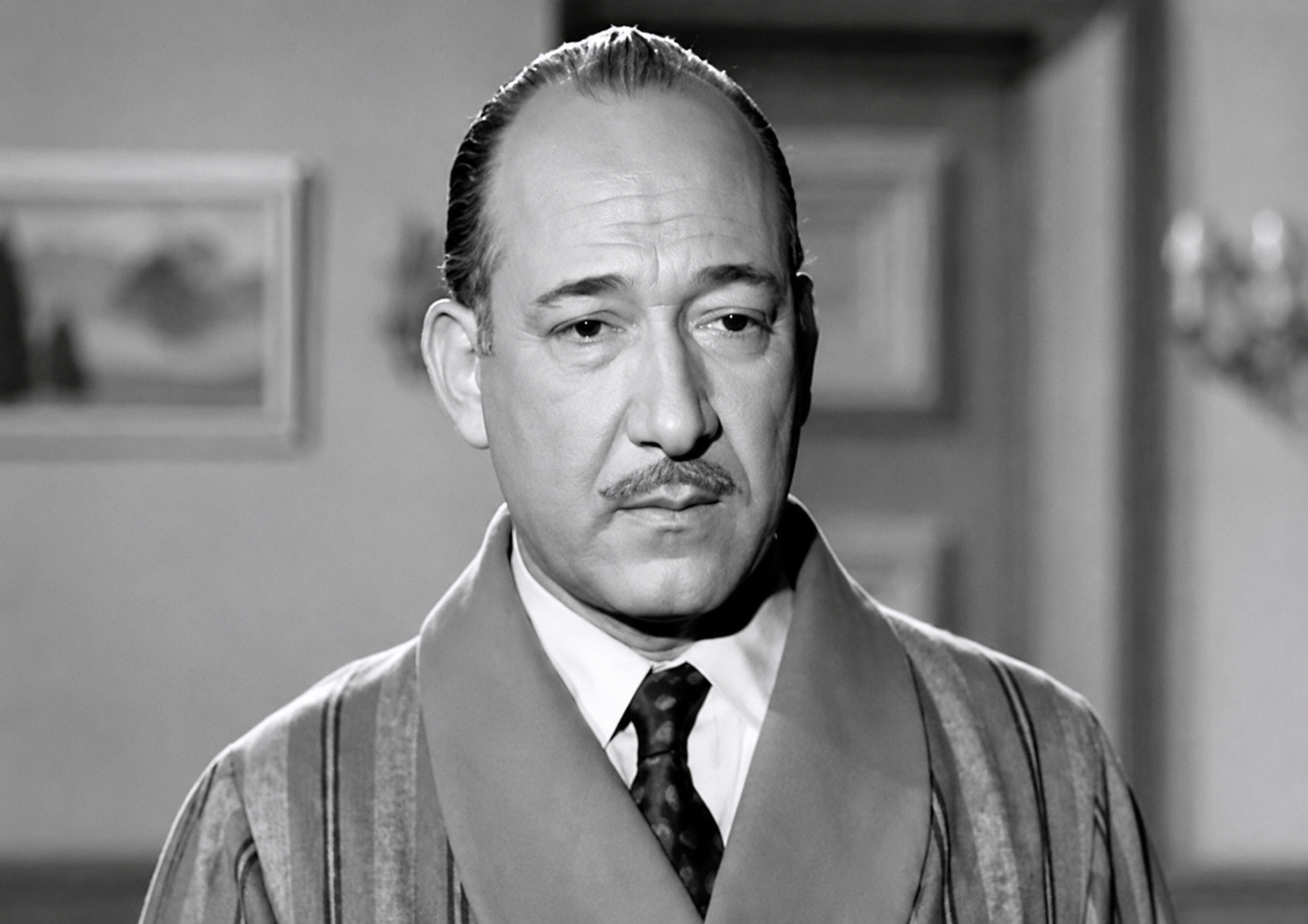 ذكرى ميلاد أحمد علام.. مسيرة فنية خالدة لواحد من رواد المسرح والسينما المصرية 6 ذكرى ميلاد أحمد علام.. مسيرة فنية خالدة لواحد من رواد المسرح والسينما المصرية