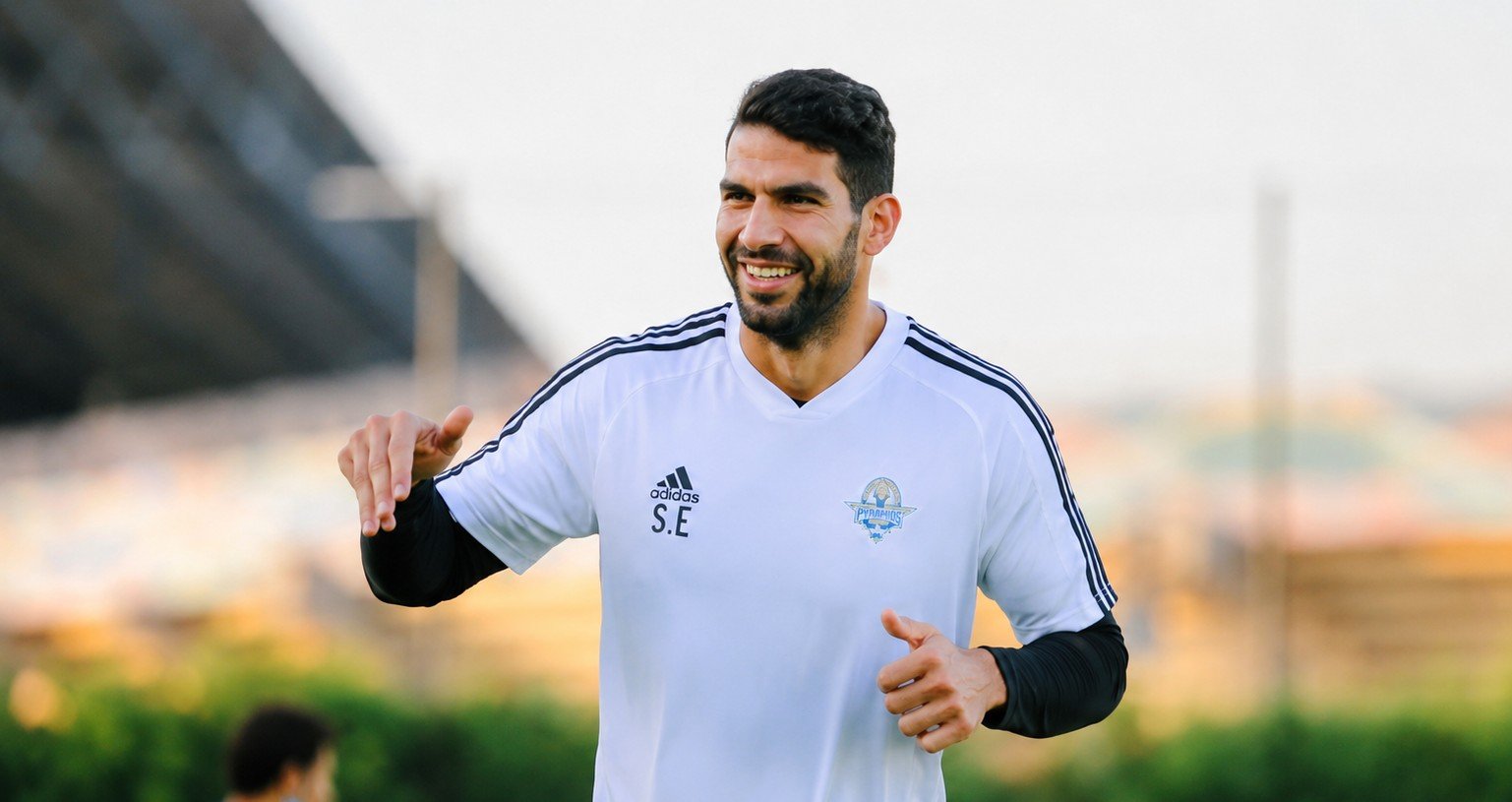 شريف إكرامي: مصطفى شوبير قدم أفضل أداء لحارس مرمى مع منتخب مصر أمام الأرجنتين منذ سنوات 2 شريف إكرامي: مصطفى شوبير قدم أفضل أداء لحارس مرمى مع منتخب مصر أمام الأرجنتين منذ سنوات