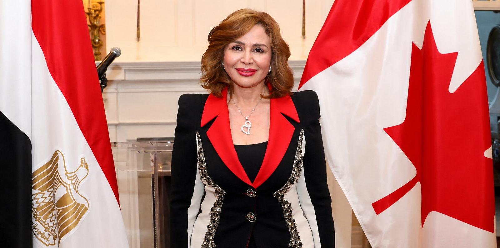إلهام شاهين تحتفل بالعيد الوطني المصري 23 يوليو في كندا وتوجه رسالة مؤثرة للجالية المصرية 3 إلهام شاهين تحتفل بالعيد الوطني المصري 23 يوليو في كندا وتوجه رسالة مؤثرة للجالية المصرية