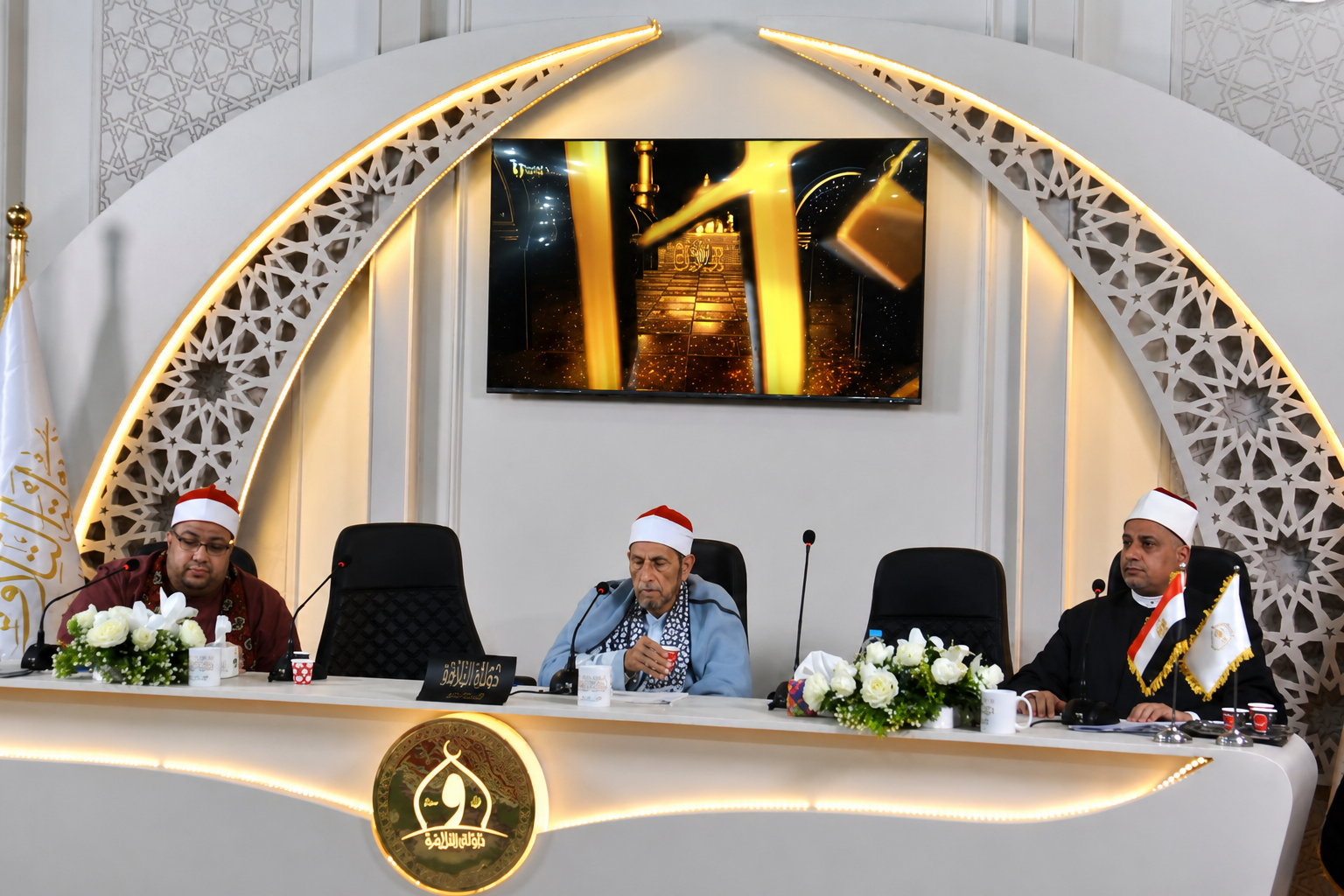 تصفيات برنامج "دولة التلاوة" الموسم الثاني بمسجد السيدة نفيسة.. انطلاق مرحلة جديدة لاكتشاف أصوات قرآنية متميزة 3 تصفيات برنامج "دولة التلاوة" الموسم الثاني بمسجد السيدة نفيسة.. انطلاق مرحلة جديدة لاكتشاف أصوات قرآنية متميزة