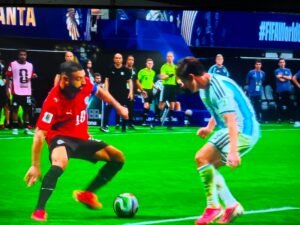 منتخب مصر أمام الأرجنتين.. التانجو يقلب الطاولة ويسجل الهدف الثالث ويتقدم 3-2 في مواجهة مثيرة بكأس العالم 2026