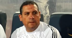 اتحاد الكرة ومنتخب مصر ينعيان شقيق طارق سليمان.. رسالة مؤثرة ودعم كامل للمدرب العام للفراعنة 2 اتحاد الكرة ومنتخب مصر ينعيان شقيق طارق سليمان.. رسالة مؤثرة ودعم كامل للمدرب العام للفراعنة