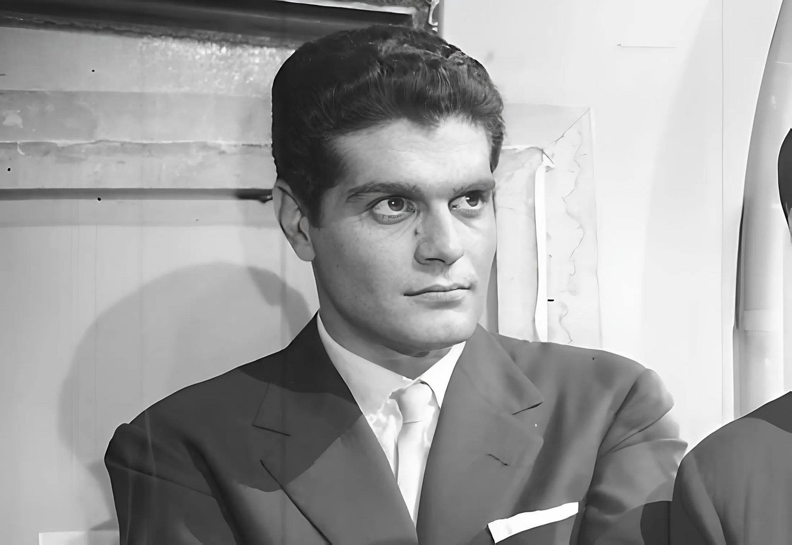 ذكرى وفاة عمر الشريف.. محطات خالدة في حياة النجم المصري الذي وصل إلى العالمية 1 ذكرى وفاة عمر الشريف.. محطات خالدة في حياة النجم المصري الذي وصل إلى العالمية