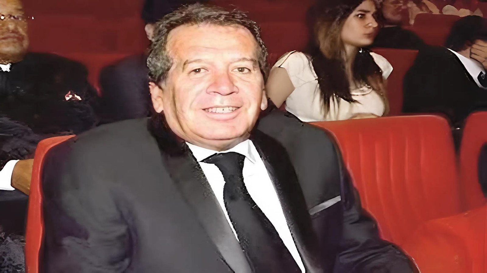 ذكرى ميلاد محمد مختار.. رحلة منتج سينمائي صنع محطات بارزة في تاريخ السينما المصرية 8 ذكرى ميلاد محمد مختار.. رحلة منتج سينمائي صنع محطات بارزة في تاريخ السينما المصرية