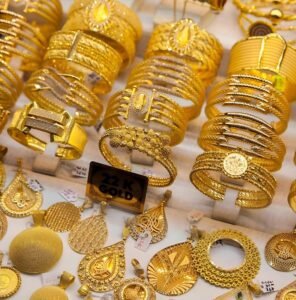 سعر الذهب اليوم في مصر.. آخر تحديث لعيار 18 واستقرار الأسعار في محال الصاغة