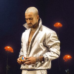 ألبوم بعد الليل.. محمد الشرنوبي يعود بـ8 أغنيات ومفاجآت فنية جديدة 4 ألبوم بعد الليل.. محمد الشرنوبي يعود بـ8 أغنيات ومفاجآت فنية جديدة
