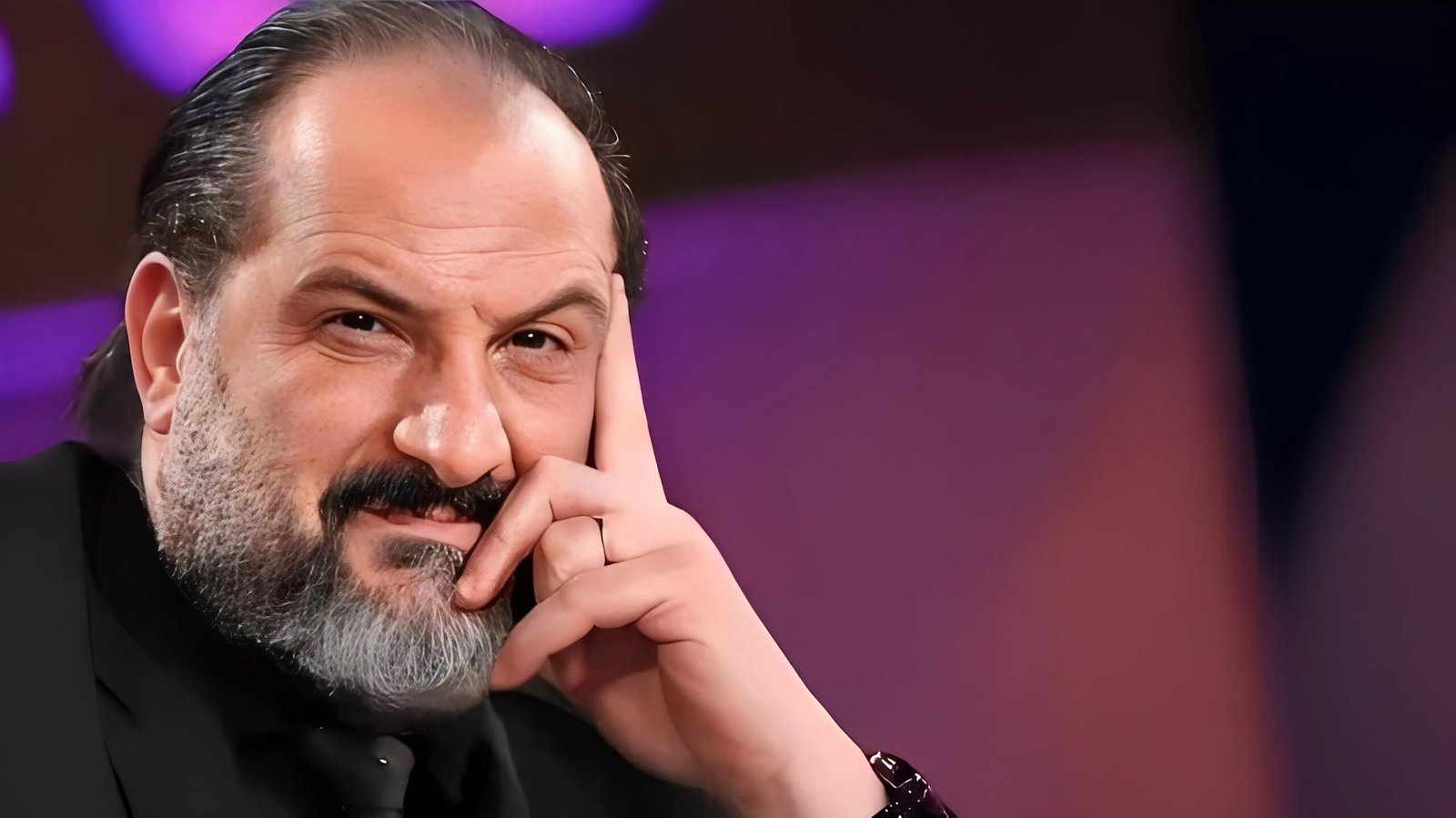 خالد الصاوي يحسم الجدل حول صورة المستشفى ويكشف حقيقة خضوعه لعملية جراحية