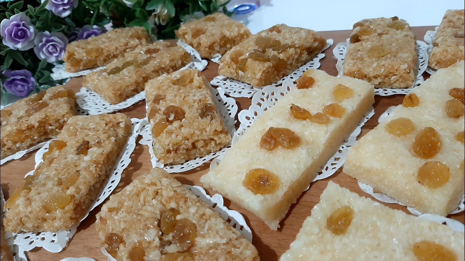 طريقة عمل حلاوة جوز الهند اللديدة في المنزل بمكونات بسيطة وطعم شهي 1 طريقة عمل حلاوة جوز الهند اللديدة في المنزل بمكونات بسيطة وطعم شهي