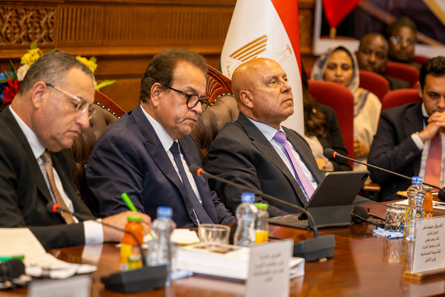 وزير النقل: الممر اللوجستي الدولي التنموي الثامن سيخفض زمن التجارة بين مصر وتشاد إلى أسبوع واحد 4 وزير النقل: الممر اللوجستي الدولي التنموي الثامن سيخفض زمن التجارة بين مصر وتشاد إلى أسبوع واحد