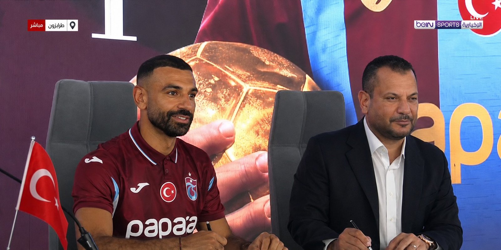 توقيع عقد محمد صلاح مع طرابزون سبور يشعل الأجواء.. بداية مرحلة جديدة للنجم المصري في الدوري التركي 3 توقيع عقد محمد صلاح مع طرابزون سبور يشعل الأجواء.. بداية مرحلة جديدة للنجم المصري في الدوري التركي