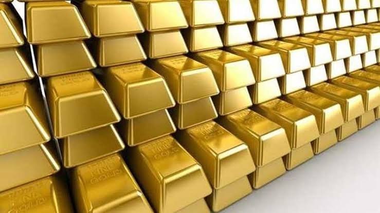 أسعار الذهب اليوم الاثنين تتراجع بعد تسجيل أعلى مستوى في 7 أسابيع.. والأسواق تترقب بيانات التضخم الأمريكية